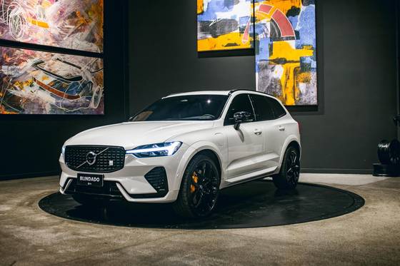 VOLVO XC60 2.0 T8 RECHARGE POLESTAR ENGINEERED AWD GEARTRONIC
